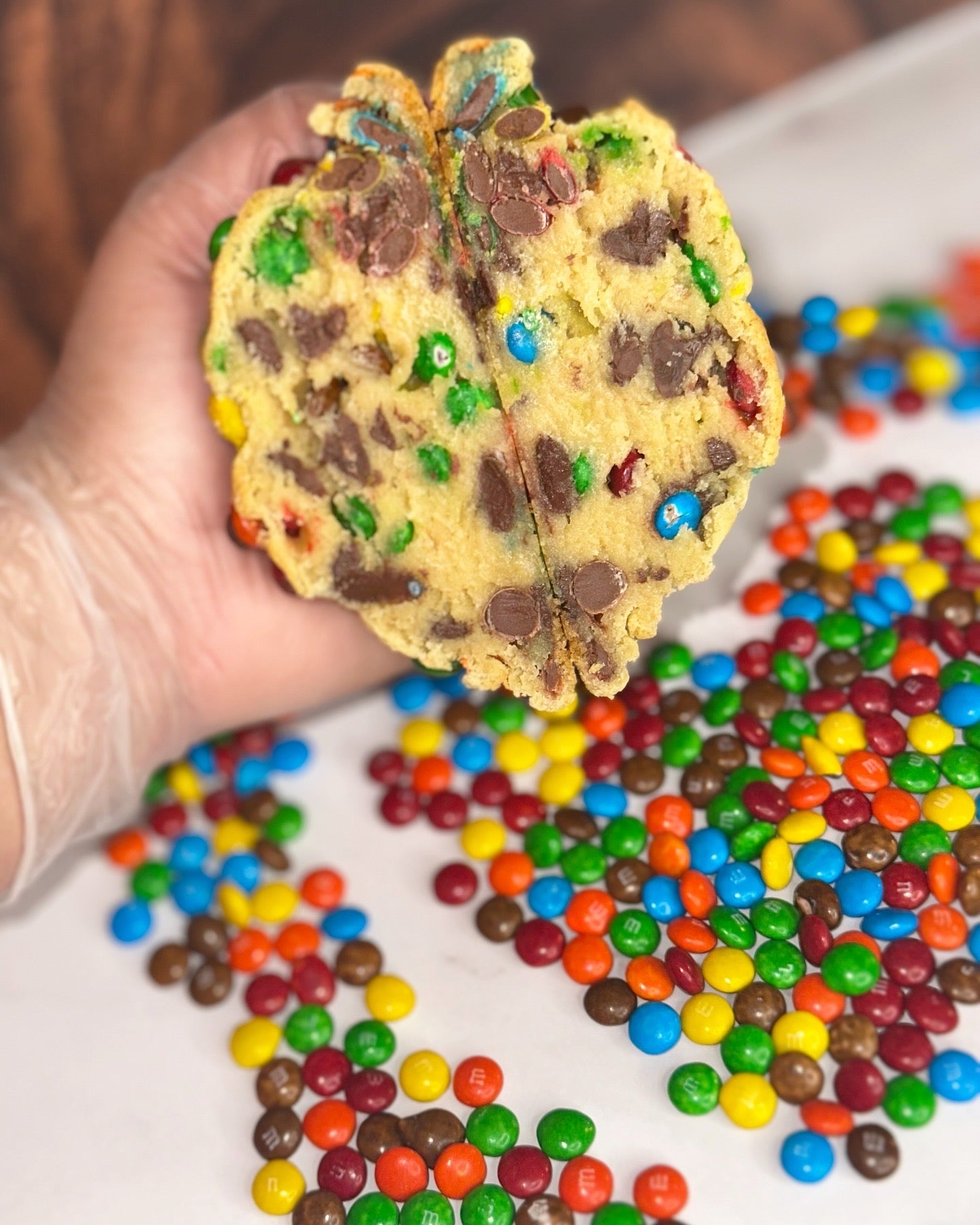 M&M